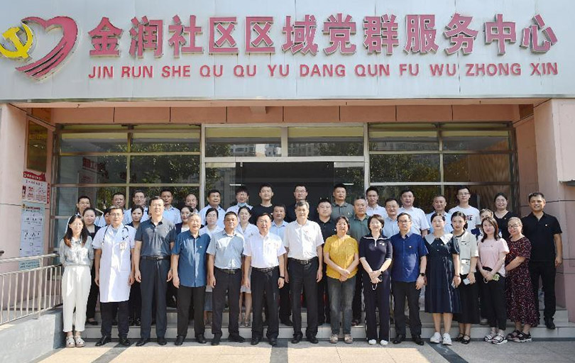 宾馆党总支组织参加“双报到”进社区主题党日活动