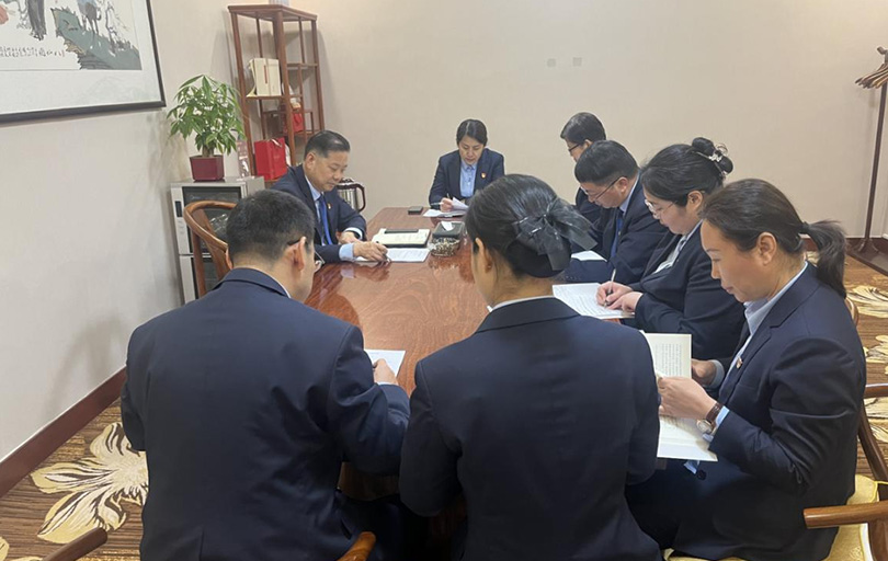 党总支组织所属各支部召开党员大会